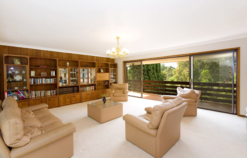 A LARGE FAMILY AFFAIR... Potential In-law Accommodation! Picture 2