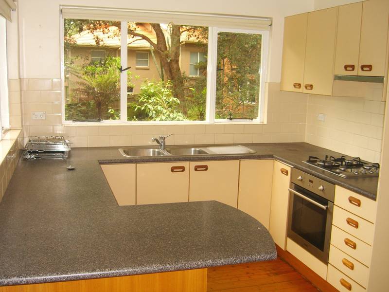 Well Presented Family Home In Quiet Location! Picture 3