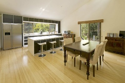 Smart Contemporary family home Picture