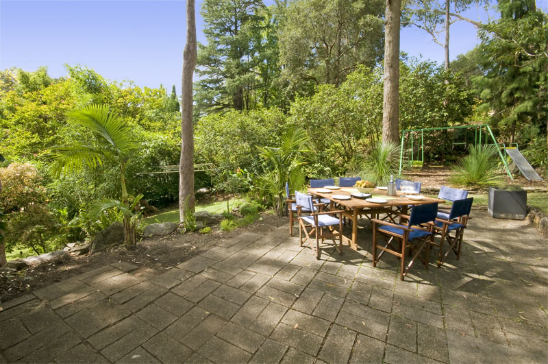 Smart Contemporary family home Picture