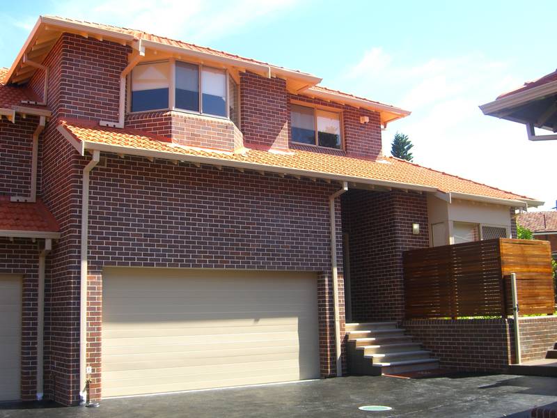 Beautiful Brand New Home! Picture 1