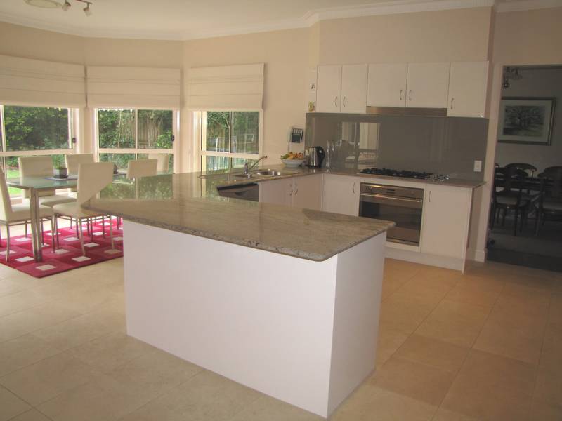 Beautiful Family Home! Picture 2