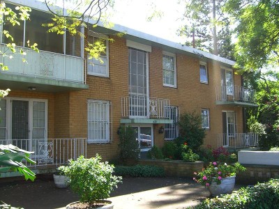 Renovated, Convenient & Quiet! Picture