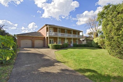 Fresh Paint Throughout! Picture