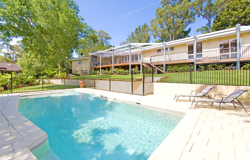 Relax, Entertain, Enjoy! Picture 1