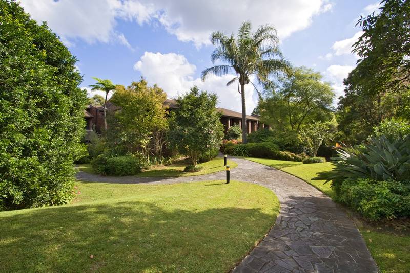 AVONLEIGH - UNIT LIVING AT ITS BEST! Picture 1