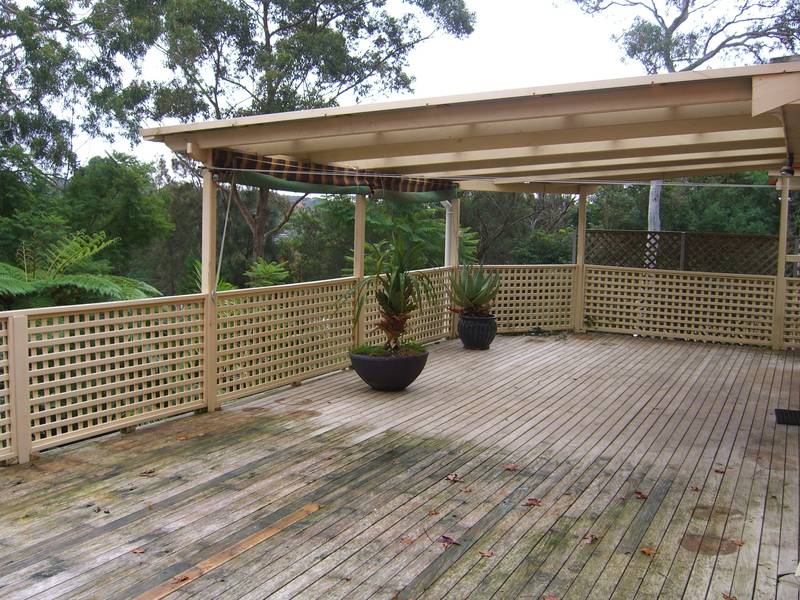 Huge Family Home with Brand New Kitchen!!! Picture 2