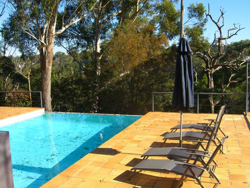 Wonderful Two Storey Home In Convenient Location! Picture 2