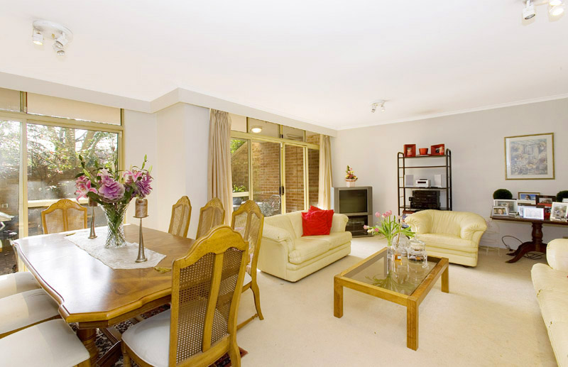 Close To Everything... Ground Floor Unit! Picture 2