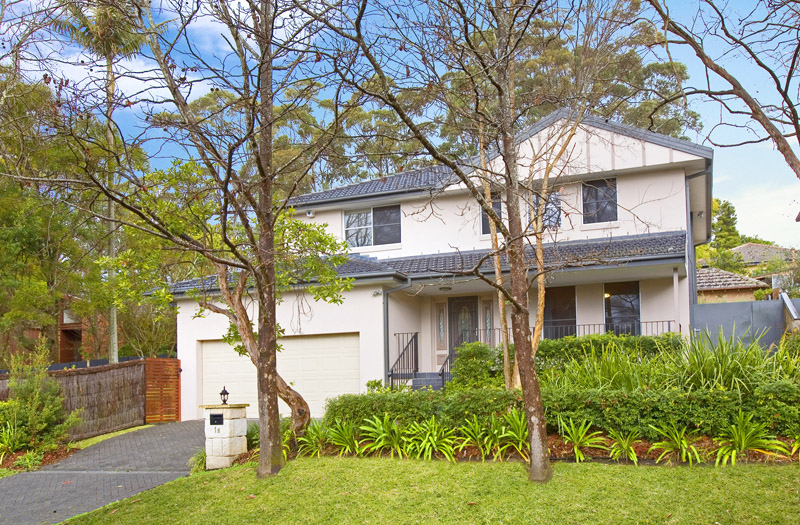 Smart Modern Living... Low Maintenance! Picture 1