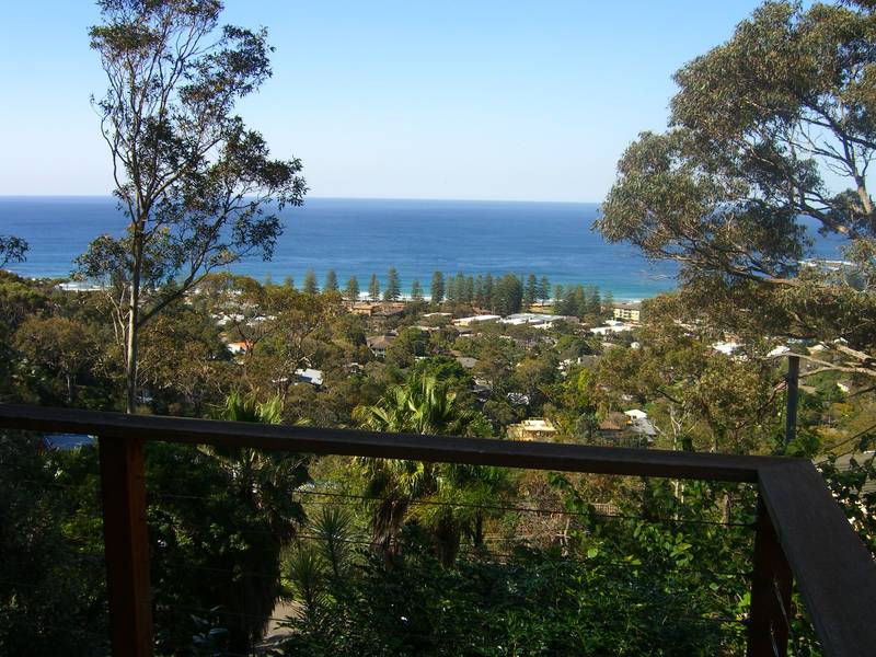 Beautifully Presented With A Spectacular View!!! Picture 1