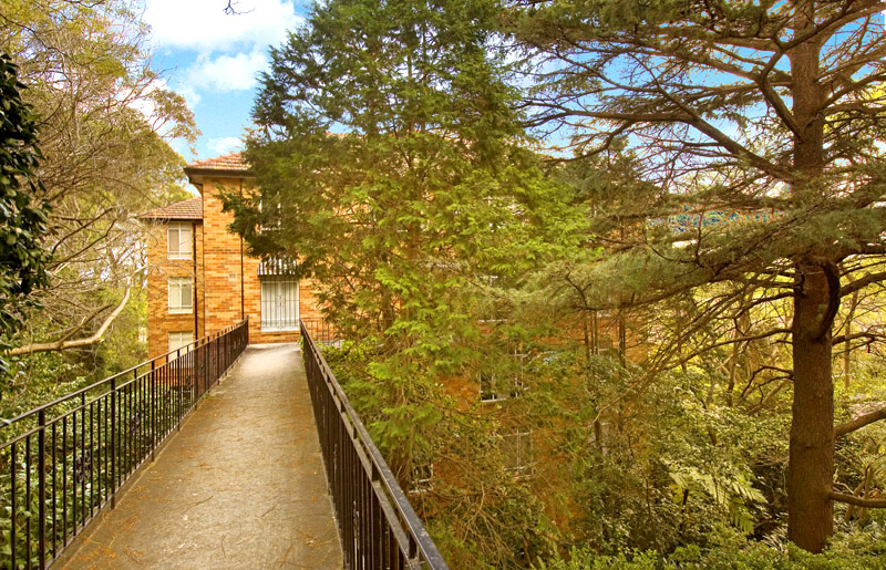 IDEAL FIRST HOME Picture 1