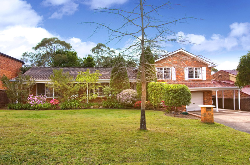 Executive Residence... Blue Ribbon Locale! Picture 1