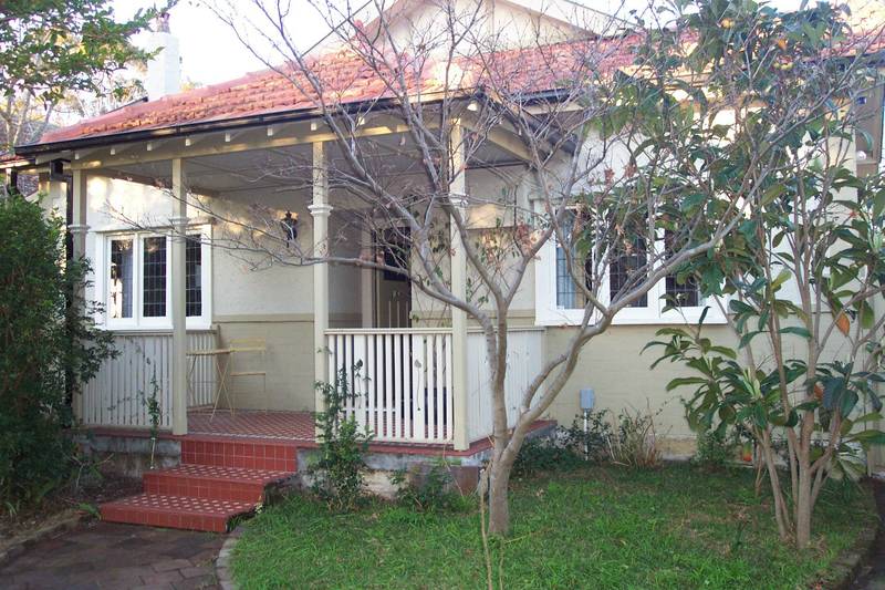 Lovingly Restored To Original Condition! Picture 1