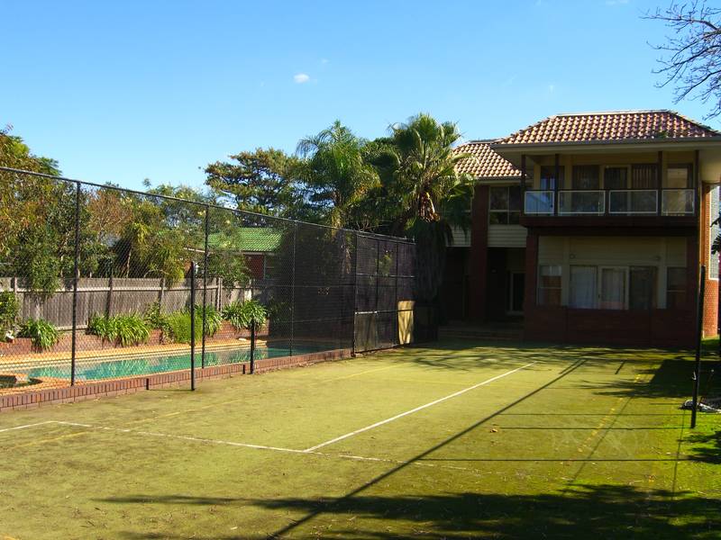 Massive Proportions! Picture 3