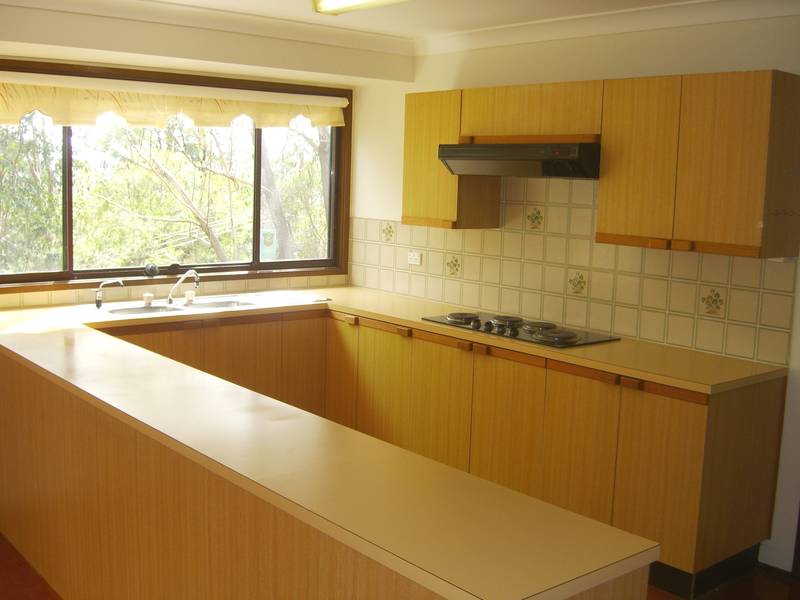 Blue Ribbon Locale...A Little Beauty! Picture 1