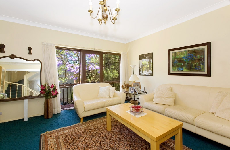 Great Place to Start...Quiet Location!! Picture 2