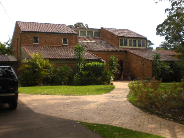 Spacious Granny Flat In The Heart Of St Ives! Picture 1