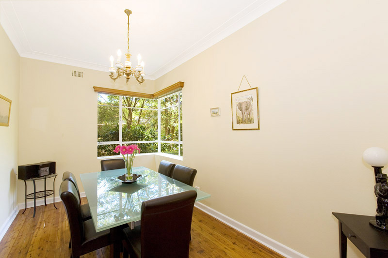 Stylish & Spacious Picture 2