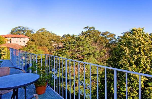 QUIET! PLUS VIEWS from every room! Picture 1