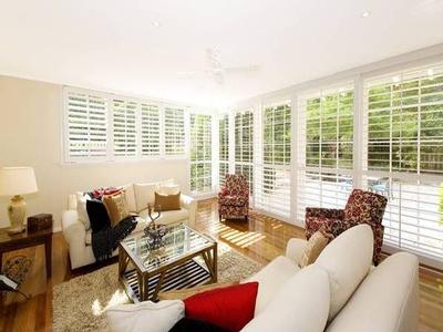 Stylish executive living in a quiet cul de sac for your growing family Picture