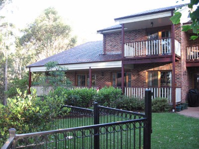 Modern 2-storey Family Home With Bush Outlook!! Picture