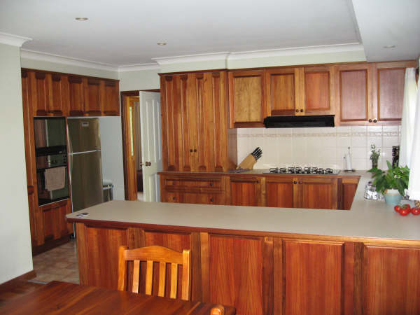 Modern 2-storey Family Home With Bush Outlook!! Picture 2