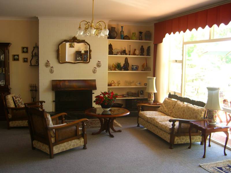 Fully Furnished Home In Excellent Location...Short Term Lease Only Available!! Picture 3