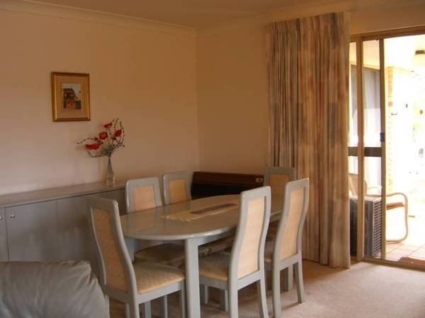 Over 55's Unit! Picture 3