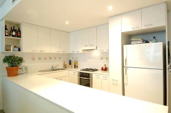 Move In Or Leave The Fantastic Tenants! Picture 2