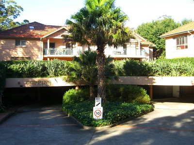 Spacious Second Floor Apartment!!! Picture