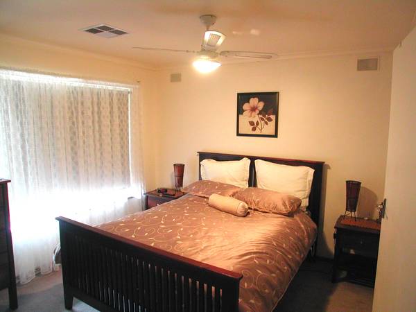 UNIT WITH THE LOT! Picture 3