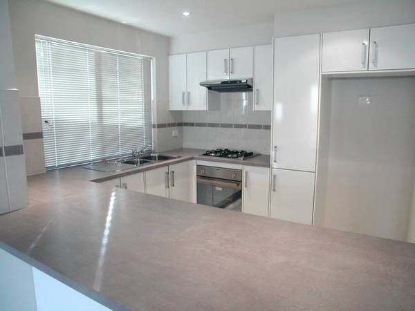 Second Chance - Don't Miss This One! Picture 2