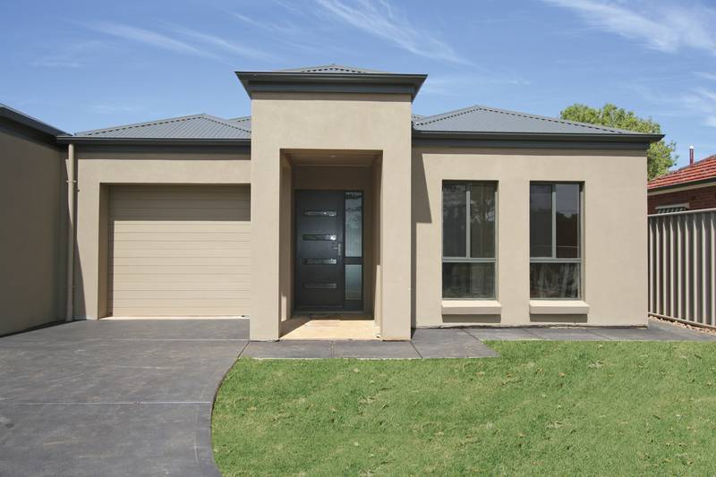 Your Care Free Lifestyle Awaits Picture 1