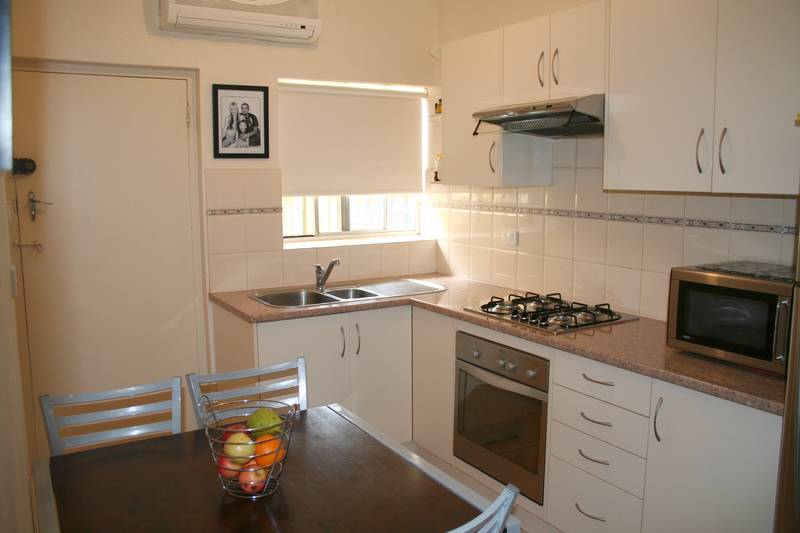 Great First Home Owners'/Investors' Opportunity Picture 3