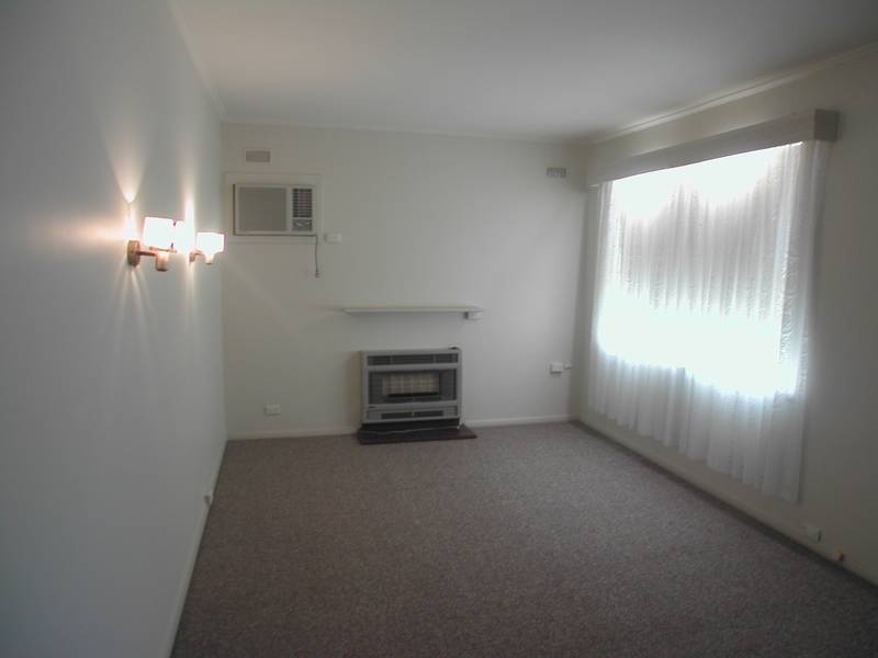 New Carpet and Paint! Picture