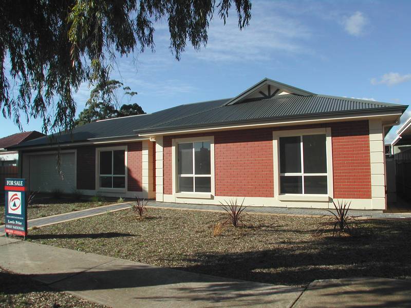 Brand New And Ready For My Owner! Picture 1