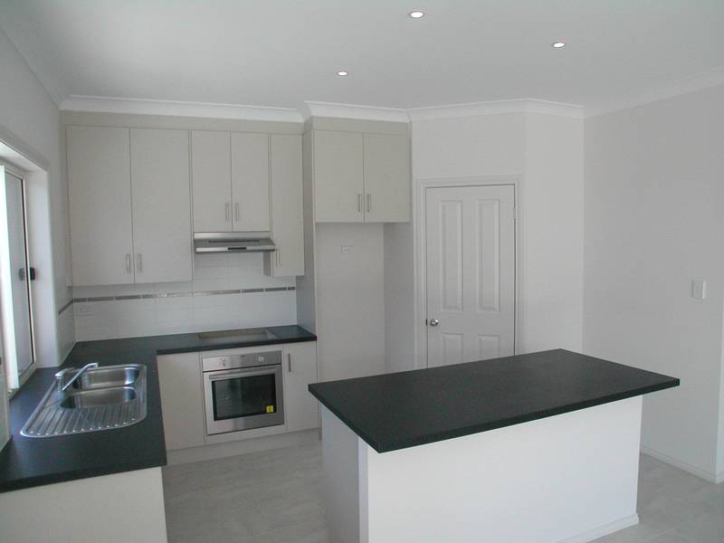 Brand New And Ready For My Owner! Picture 2