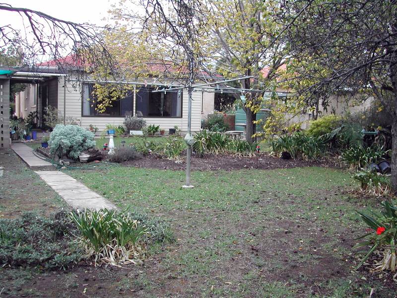 POSITIONED PERFECT - SUB DIVISION POTENTIAL Picture 3