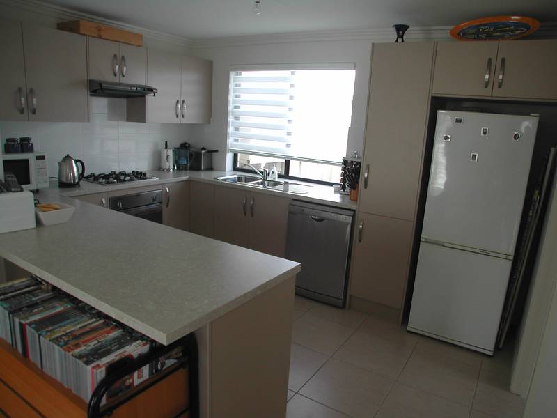 Free Standing Townhouse! Picture 2