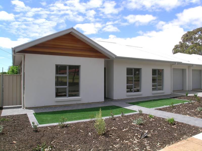 A Sparkling Gem Picture 1