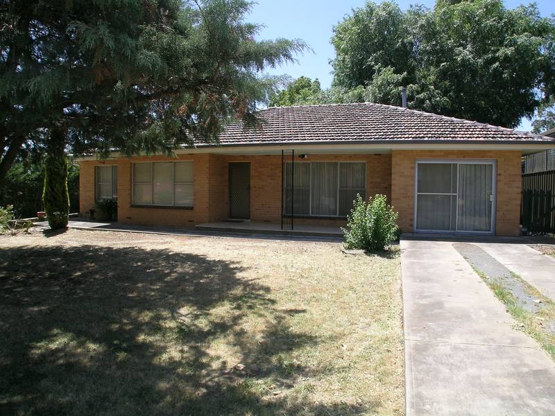 Amazing Potential - Superb Location Picture 2