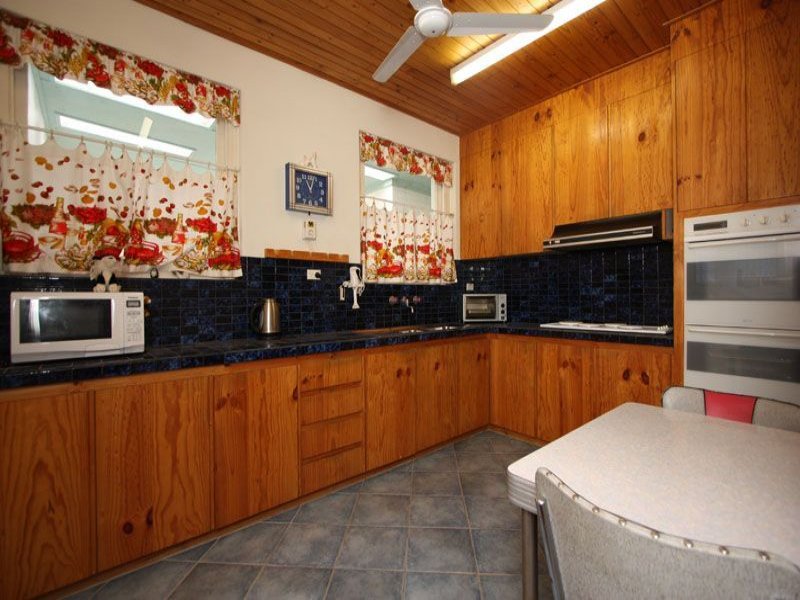 Room To Move! Picture 2