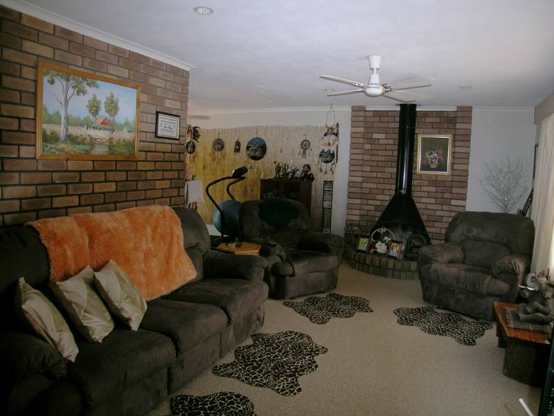 Dual Living Or Investment Potential Picture 3