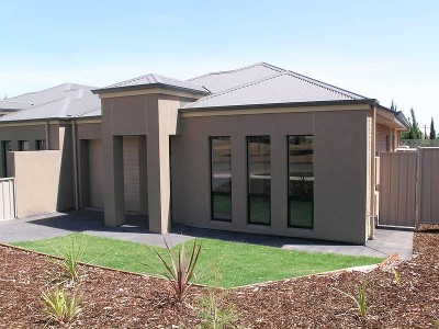 Torrens Title Courtyard Home Picture