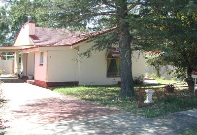 Cottage Cutie Picture