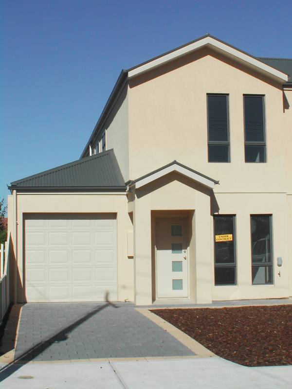 Nearly New Picture 1