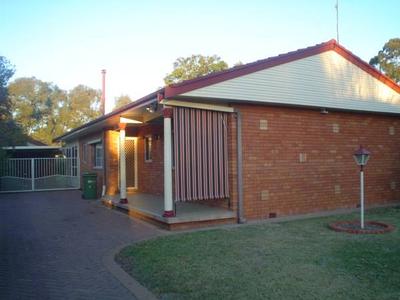 DON'T LET THIS ONE PASS!!!! Picture