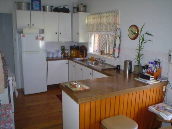 Excellent Location. Picture 2