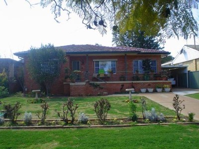 Excellent Location. Picture